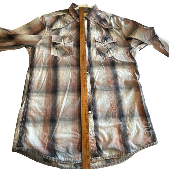 BKE Distressed Men's Long Sleeve Pearl Look Snap Buttons Size Large Athletic Fit - Picture 9 of 10